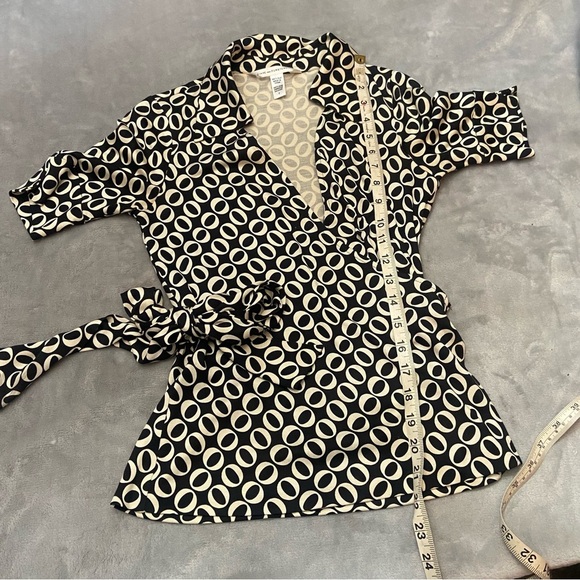 DVF Jillianna wrap top y2k vintage 3437 - Picture 6 of 9